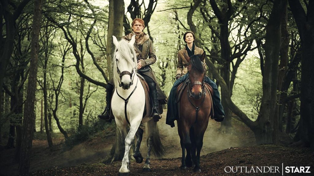 Há um mês para o retorno de Outlander, as expectativas estão a todo vapor. Novo lugar, uma nova história e a cada vez que uma nova foto ou novo vídeo são lançados, tal expectativa só aumenta. Há um mês para o retorno de Outlander, as expectativas estão a todo vapor. Novo lugar, uma nova história e a cada vez que uma nova foto ou novo vídeo são lançados, tal expectativa só aumenta.