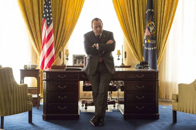 Em quatro temporadas da série House Of Cards, Frank Underwood chegou à presidência. Kevin Spacey retorna à Casa Branca agora como outro presidente, Richard Nixon, no filme Elvis & Nixon.