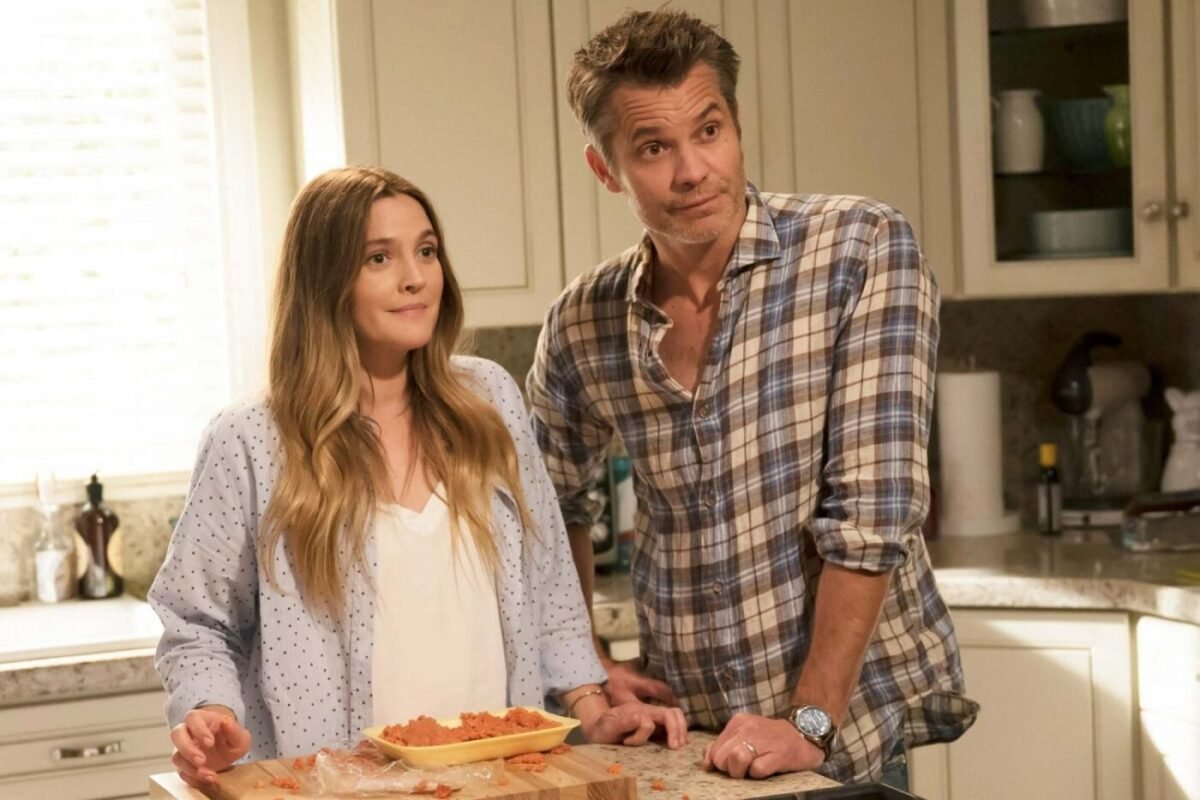 Segundo a Variety, a Netflix renovou a série "Santa Clarita Diet" para a terceira temporada.