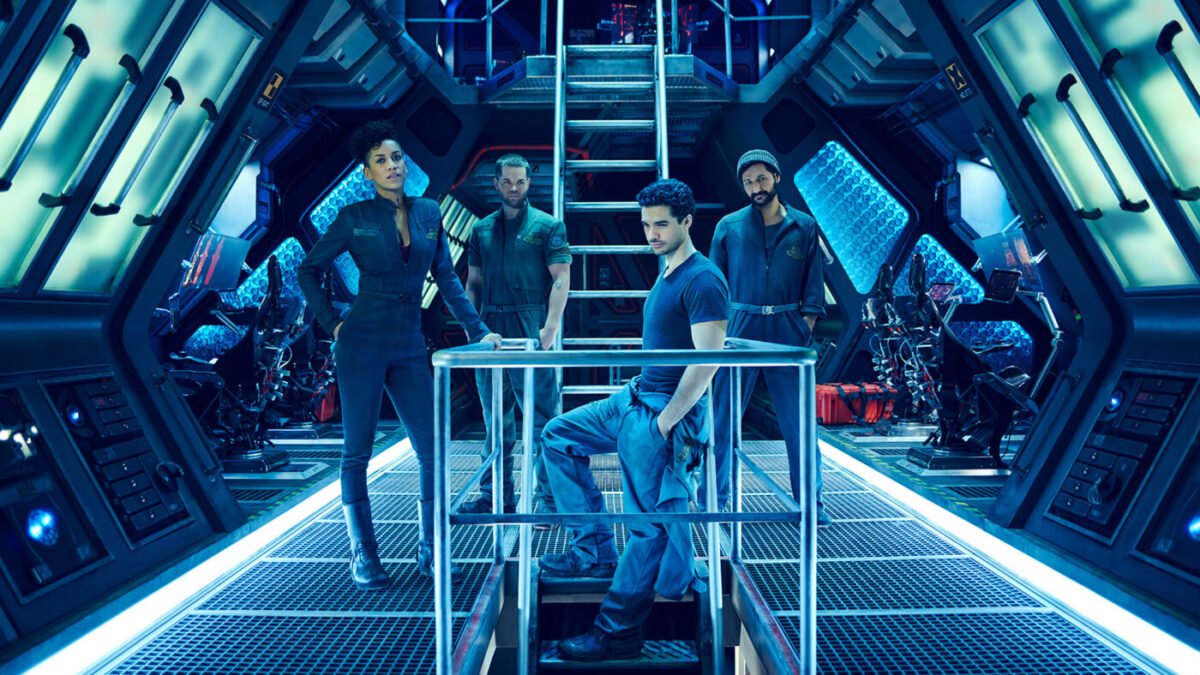 Seriado The Expanse foi cancelado pelo canal Syfy na temporada de cancelamentos deste mês. Porém, de acordo com o The Hollywood Reporter, a Amazon Studios demonstrou interesse em produzir uma quarta temporada da série. Aquisição ainda não foi assinada, mas está em andamento.