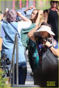 Brie Larson está de volta às filmagens de Capitã Marvel! Brie Larson está de volta às filmagens de Capitã Marvel!