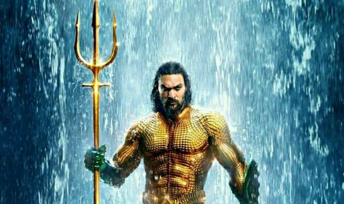 Aquaman traz a história de Arthur Curry, que tem de se opor ao seu meio irmão, que quer travar uma guerra com os habitantes da superfície. Para isso o herói precisa relutar consigo mesmo, para se ver como rei.