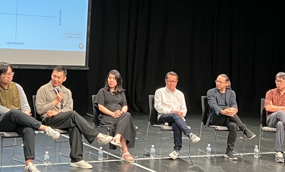 Descubra como os cineastas de Singapura estão buscando um futuro promissor além do cenário desafiador das bilheterias. Saiba mais sobre a participação no SGIFF e as oportunidades para filmes independentes. Leia mais aqui! Cineastas de Singapura buscam futuro promissor além das dificuldades atuais na bilheteria - SGIFF