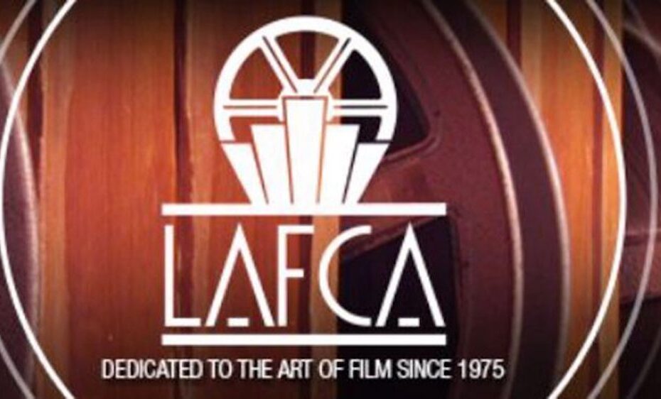 Confira a lista atualizada dos vencedores do Los Angeles Film Critics Awards de 2023. Após "Killers of the Flower Moon", de Martin Scorsese, ganhar prêmios de Melhor Filme pelo National Board of Review e New York Film Critics, todos estão curiosos para saber qual será a escolha dos jornalistas da Califórnia. Leia mais no link. Lista de Vencedores do Prêmio Los Angeles Film Critics Awards (Atualizando Ao Vivo)