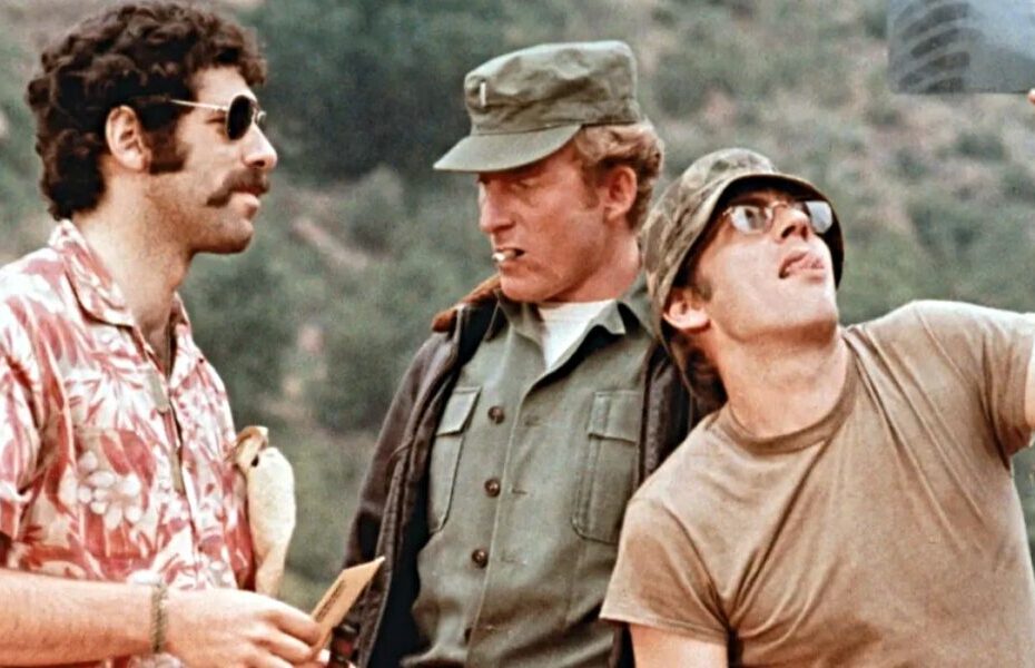 Precisamos de outra série de TV como M*A*S*H o mais rápido possível Precisamos Urgentemente de Outra Série de TV como M*A*S*H