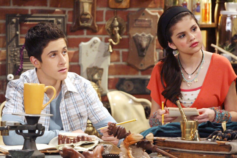 Disney Channel está desenvolvendo uma série sequela de Wizards of Waverly Place - Selena Gomez retornará?