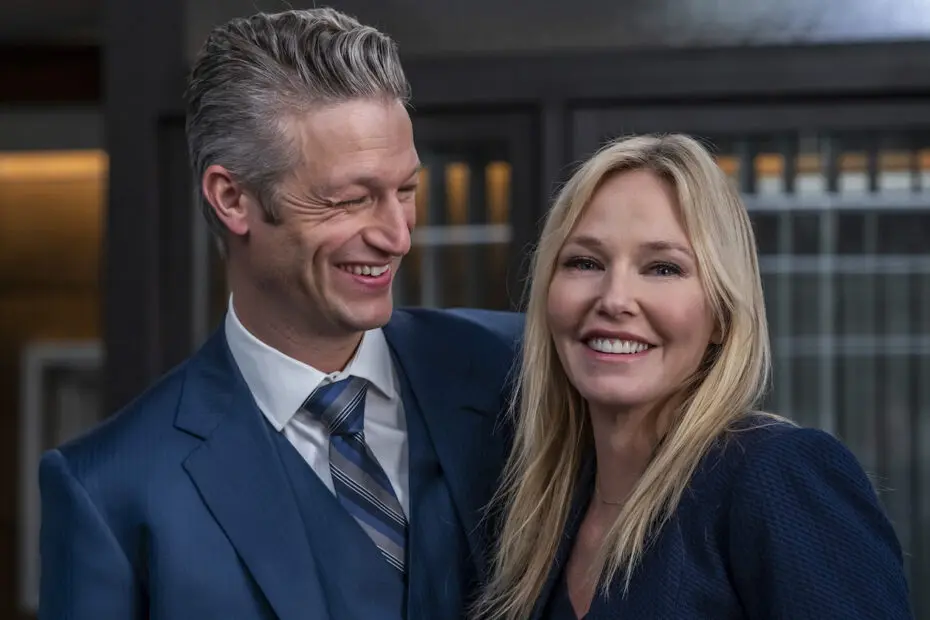 Peter Scanavino comenta sobre o desejo dos fãs por momentos domésticos entre "Rollisi" na 25ª temporada de Law & Order: SVU - Assista