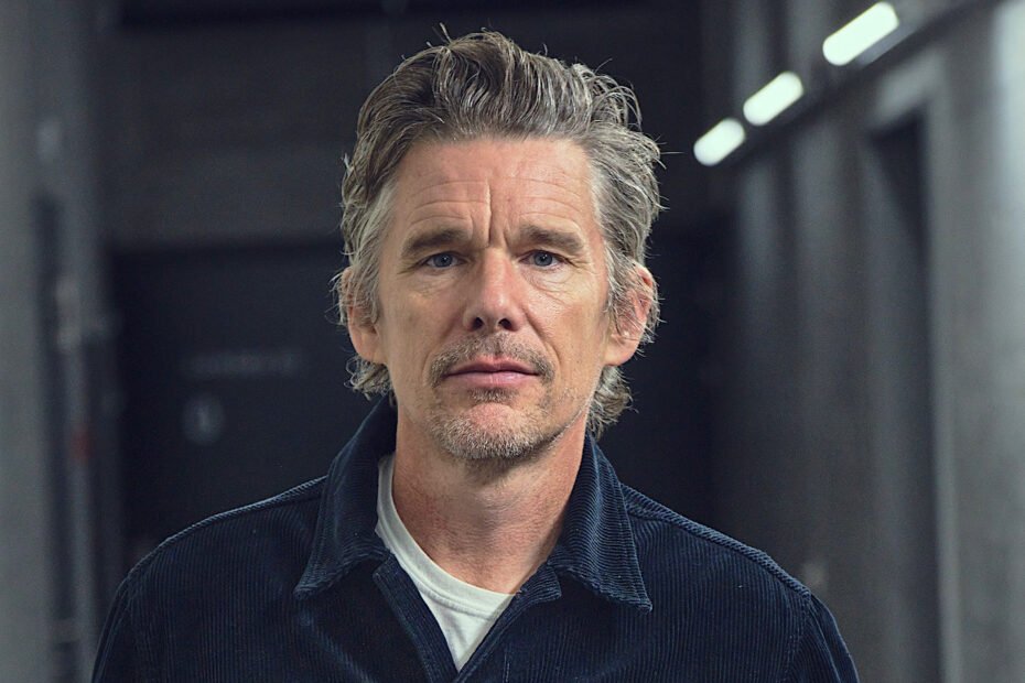 Ethan Hawke protagonizará piloto de drama da FX criado por Reservation Dogs