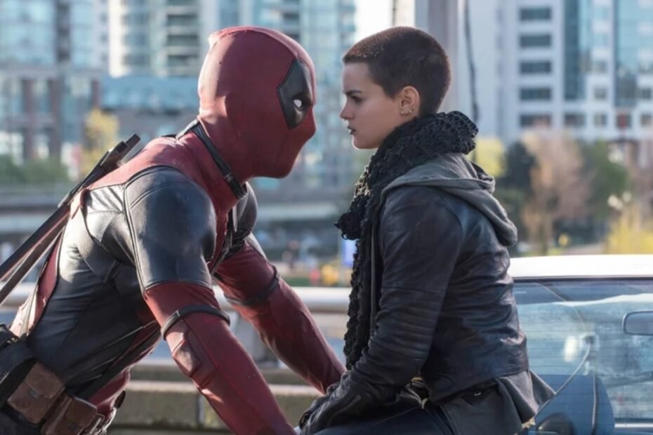 Desempenho de Ryan Reynolds em Deadpool emocionou o diretor, que pediu uma pausa para chorar