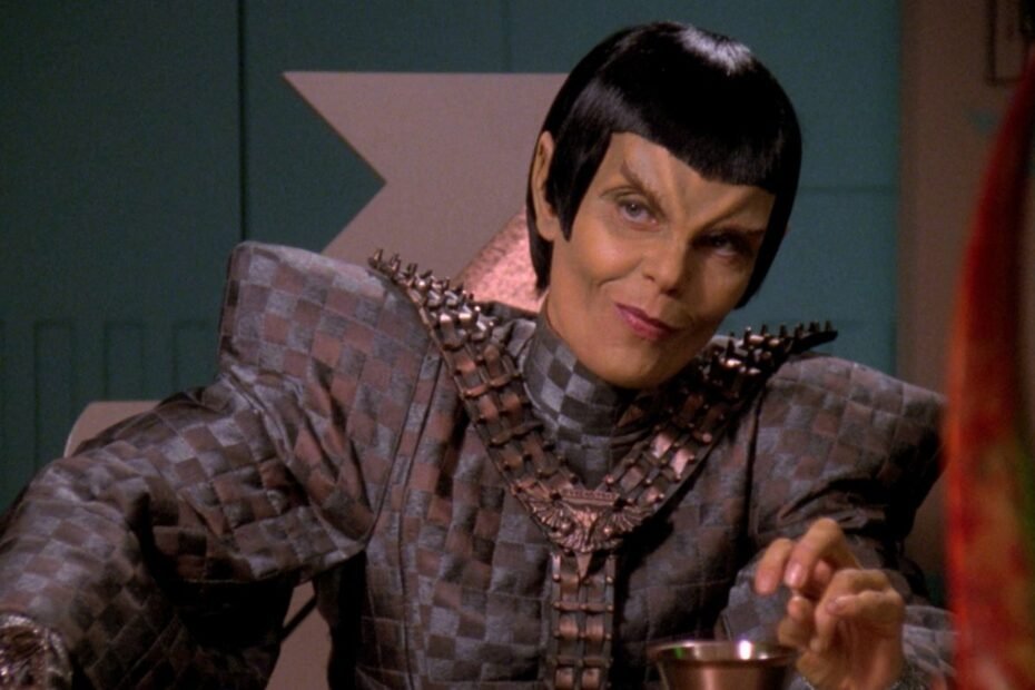 Feudo entre escritores causa polêmica sobre redesign dos Romulanos em Star Trek: The Next Generation