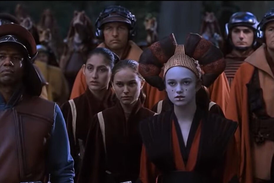 Keira Knightley descobriu seu verdadeiro papel em Star Wars: A Ameaça Fantasma durante as filmagens.