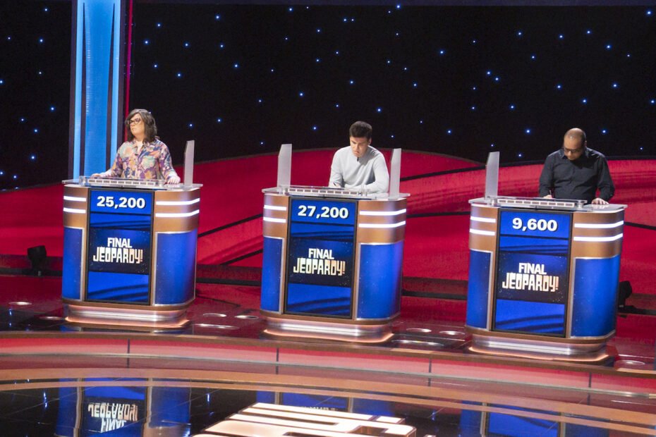 Finais emocionantes de Jeopardy! Masters, Survivor e Chicago Fire lideram a quarta-feira