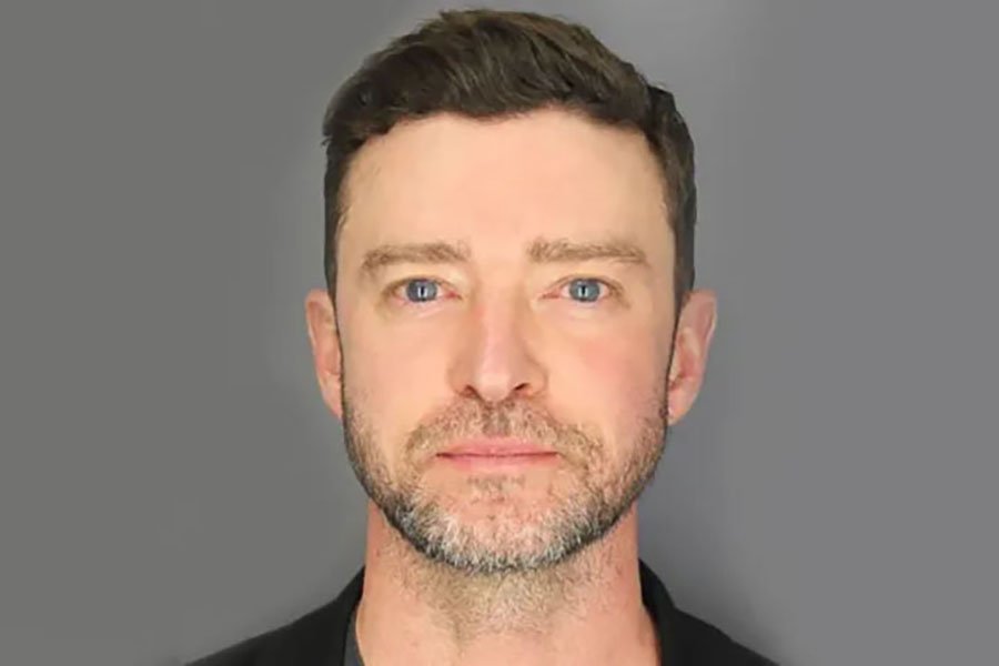 Justin Timberlake brinca sutilmente em show em Boston sobre sua prisão por dirigir embriagado