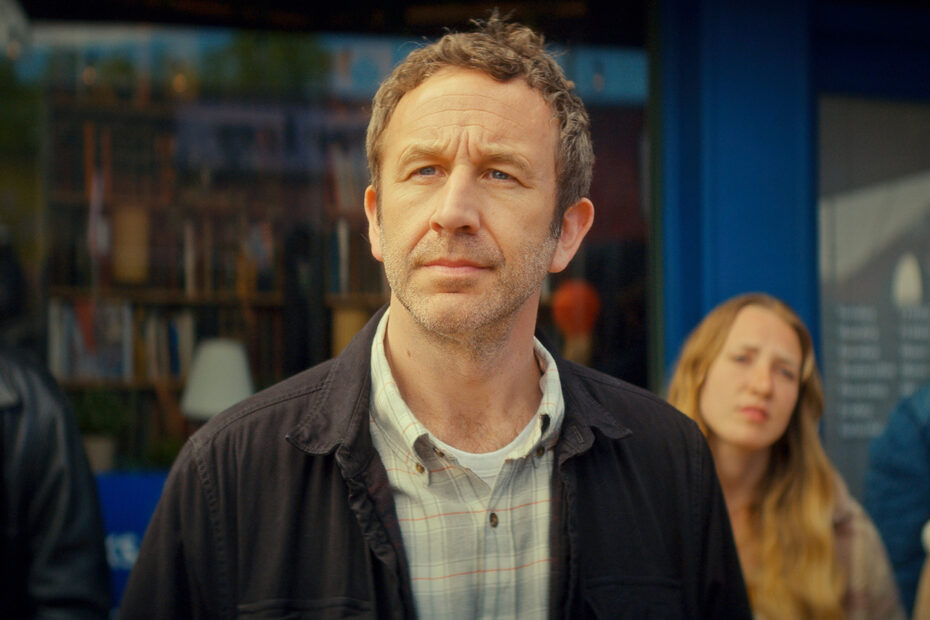 A série "The Big Door Prize" foi cancelada após duas temporadas no Apple TV+. A notícia do cancelamento foi confirmada pela plataforma de streaming. Terceira temporada de "The Big Door Prize" não será lançada na Apple TV+