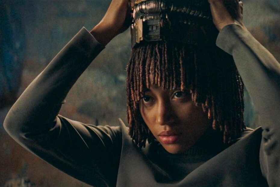 A aclamada atriz Amandla Stenberg está pronta para mergulhar no universo de Star Wars com seu próximo projeto. Segundo relatos, Stenberg interpretará um papel importante na nova série de TV do universo de Star Wars, intitulada "The Acolyte". A série está sendo desenvolvida para o novo serviço de streaming Disney+, e está prevista para estrear em algum momento de 2023. Revelada a identidade do Sith no final de "The Acolyte Star" por Amandla Stenberg