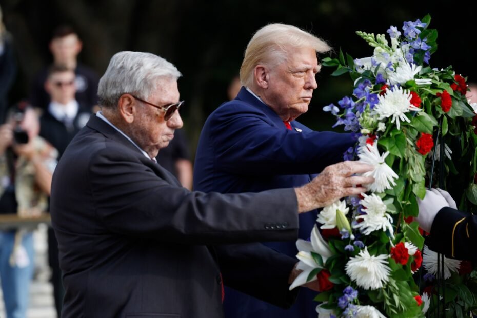 Tensão em Arlington durante visita de Trump à cerimônia