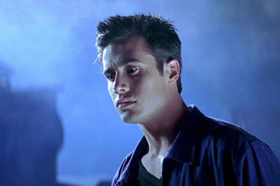 Freddie Prinze Jr. confirmou oficialmente seu retorno para um novo filme da franquia "Eu Sei O Que Vocês Fizeram No Verão", que será produzido pela Sony. O ator, que interpretou Ray Bronson na primeira adaptação de 1997, já havia retornado para a sequência de 1998, "Eu Ainda Sei O Que Vocês Fizeram No Verão". O personagem dele era o namorado de Julie James, interpretada por Jennifer Love Hewitt, e oferecia várias reviravoltas na trama antes de ser finalmente reconhecido como um bom rapaz. Estrela original de Eu Sei o Que Vocês Fizeram no Verão Passado retorna
