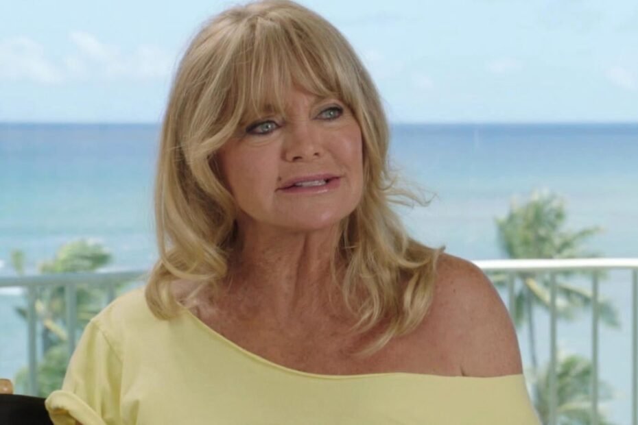 Goldie Hawn recebe prêmio por contribuição ao cinema