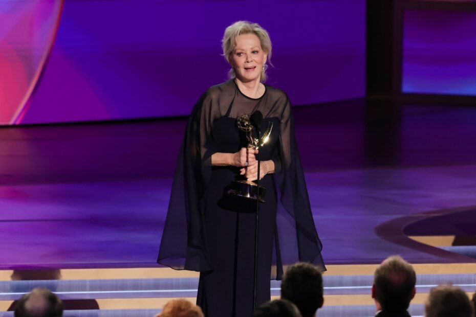 Jean Smart e grandes nomes do humor dominam o SNL 50.