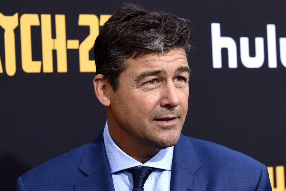 Kyle Chandler negocia para interpretar Hal Jordan na série Green Lantern da HBO