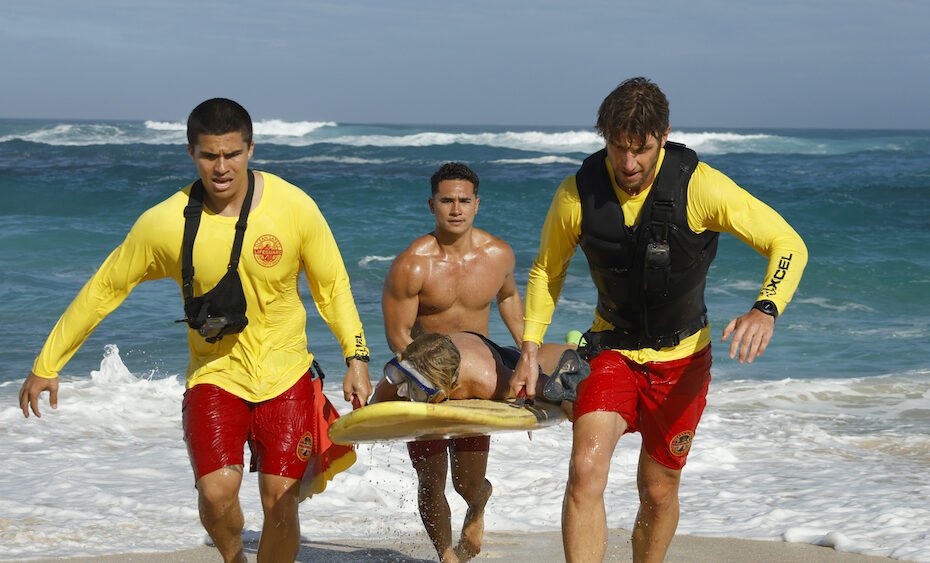 "Rescue: HI-Surf conquista público na estreia da Fox"