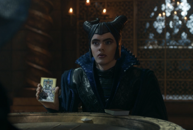 O sétimo episódio da série "Agatha All Along", produzida pela Marvel e disponível no Disney+, atraiu impressionantes 4,2 milhões de visualizações em apenas um dia após o seu lançamento. Este número representa um aumento de 35% em relação ao episódio de estreia da série, que foi exibido em 18 de setembro, onde alcançou 9,3 milhões de visualizações na primeira semana de streaming. "Agatha Mandando Ver! Episódio 7 Conquista 4,2 Milhões de Visualizações em 1 Dia, Rumo ao Grande Final"