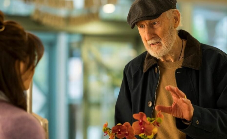 Impacto de James Cromwell em Série de Mistério é Incontestável