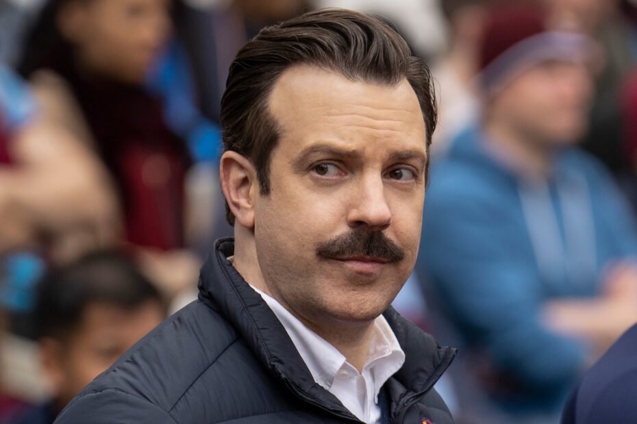 Jason Sudeikis Reflete sobre Críticas à Temporada 3 de Ted Lasso