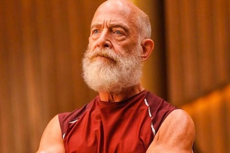 J.K. Simmons: De Papai Noel em shoppings a grande estrela de 'Red One'