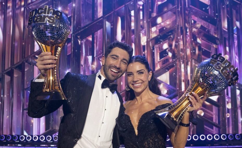 Joey Graziadei e Jenna Johnson conquistaram o primeiro lugar na 33ª temporada de "Dancing With the Stars". A final foi marcada por apresentações impressionantes de todos os cinco casais finalistas, mas Graziadei e Johnson se destacaram com performances consistentes ao longo de 13 semanas, recebendo elogios dos jurados. Joey Graziadei sobre vitória em Dança dos Famosos: fui surpreendido