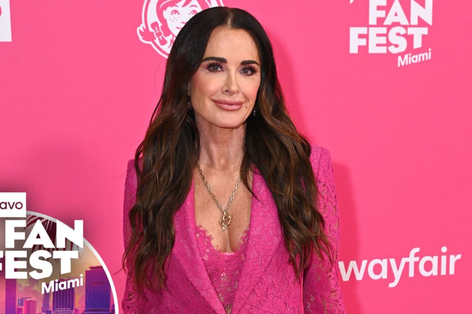 Kyle Richards fala sobre Dorinda Medley em viagem de amigas