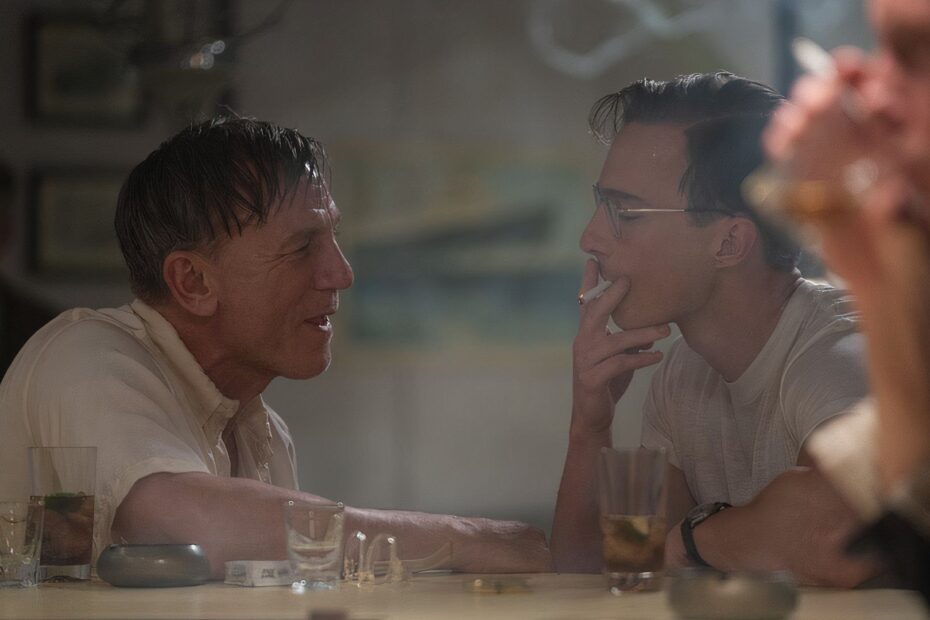 O festival de cinema Mubi, programado para ocorrer em Istambul de 7 a 10 de novembro, foi cancelado em razão da proibição imposta pelo governo turco ao filme de Luca Guadagnino, "Queer", que seria a película de abertura do evento. A obra, estrelada por Daniel Craig, explora a jornada de um expatriado americano em busca de sua sexualidade. Mubi defende filmes LGBTQIA+ com cancelamento de festival em Istambul