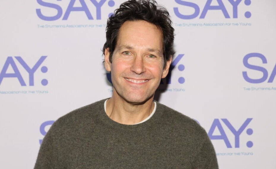 Paul Rudd surpreende ao ajudar eleitores na cobertura da eleição