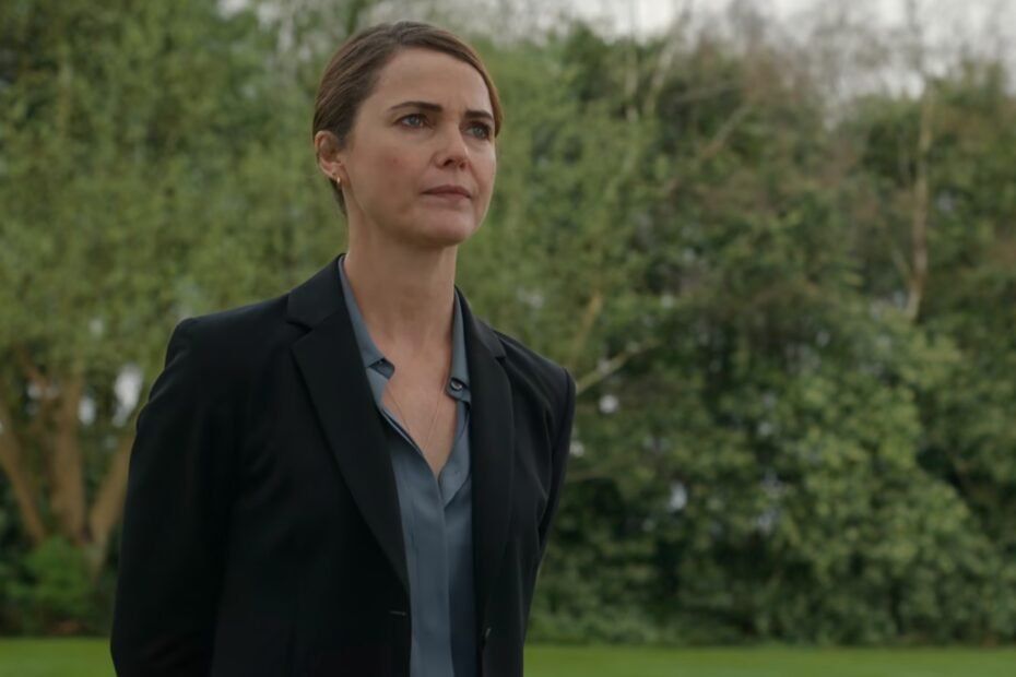 Transformação cuidadosa: o estilo de Keri Russell em Diplomata