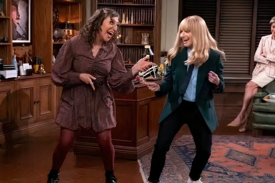 Em breve, os fãs de "The Big Bang Theory" terão um motivo especial para comemorar, pois a tão esperada reunião entre Melissa Rauch e Mayim Bialik acontecerá no episódio de "Night Court" que vai ao ar no dia 14 de janeiro de 2025. Melissa Rauch, que interpreta a juíza Abby Stone na nova série, e Mayim Bialik, conhecida por seu papel como a neurocientista Amy Farrah Fowler, se reencontrarão de uma forma divertida e intrigante nesta comédia da NBC. Reencontro inesperado: Mayim Bialik e Melissa Rauch em "Night Court"
