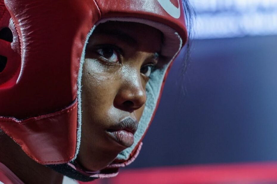 "Uma Luta pelo Reconhecimento: O Legado de Claressa Shields"