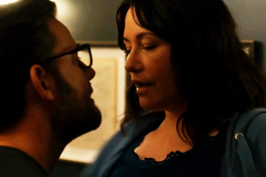 Kat e Elliot: Um Amor Proibido que Quebra Barreiras