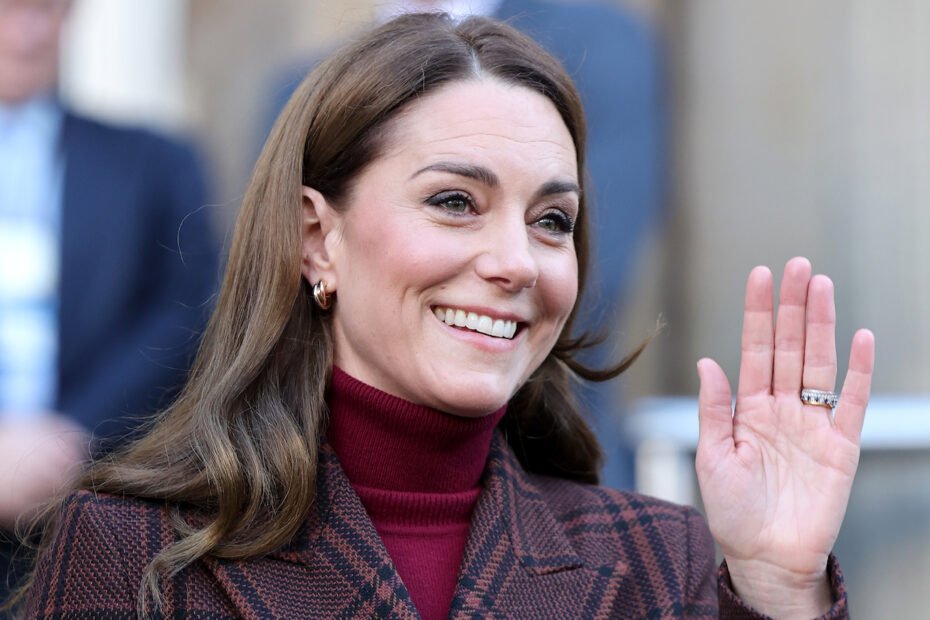 Kate Middleton comemora remissão um ano após diagnóstico de câncer