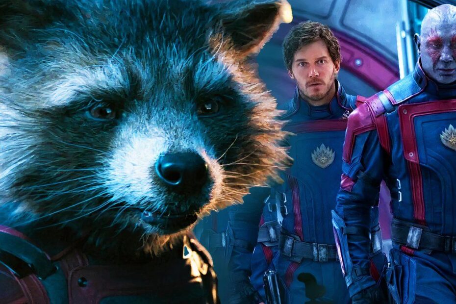 Os Guardiões da Galáxia, uma das equipes de super-heróis mais queridas do Universo Cinemático da Marvel (MCU), estão passando por um momento de incertezas. Desde o seu surgimento em 2014, com o filme "Guardiões da Galáxia", essa equipe se tornou uma das propriedades mais famosas da Marvel, e muitos fãs estão preocupados com o futuro deles após o lançamento de "Guardiões da Galáxia Vol. 3", que foi oficialmente o último filme da trilogia dirigida por James Gunn. O Destino Incerto dos Guardiões da Galáxia na Marvel