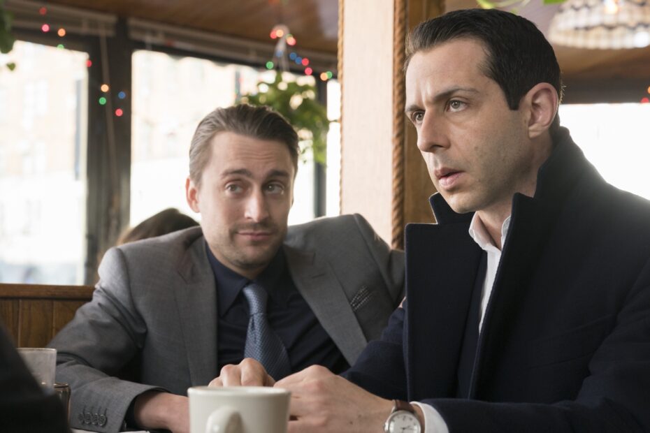 Os fãs de "Succession" devem estar bastante animados com as indicações ao Oscar deste ano, mais especificamente na categoria de Melhor Ator Coadjuvante. Kieran Culkin e Jeremy Strong, ambos estrelas da série, foram nomeados, trazendo um clima de rivalidade de volta às premiações. Rivais na telona: Culkin e Strong disputam o Oscar 2024!