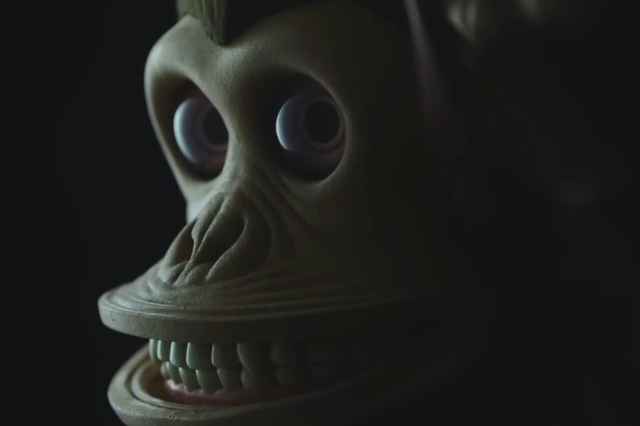 Um novo filme baseado em uma obra de Stephen King está prestes a ser lançado, e promete uma abordagem bem diferente de suas adaptações anteriores. Chamado "The Monkey", o longa-metragem conta com a direção de Oz Perkins, conhecido por seu trabalho em filmes de horror como "Longlegs" e "The Blackcoat's Daughter". A história, que faz parte do livro "Skeleton Crew", lançado em 1985, aborda um brinquedo amaldiçoado que traz tragédias aos que estão ao seu redor. Tragédias da Vida Real que Inspiraram O Porquinho de Ouro