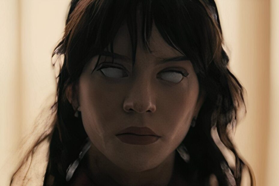A análise das habilidades e características da android Iris, do filme "Companion", revela como sua trajetória se compara a de outros androids icônicos da história do cinema. Lançado em 31 de janeiro de 2025 e dirigido por Drew Hancock, "Companion" apresenta uma narrativa intrigante que mistura elementos de horror e ficção científica. A Ascensão de Iris: Uma Nova Era dos Androids no Cinema