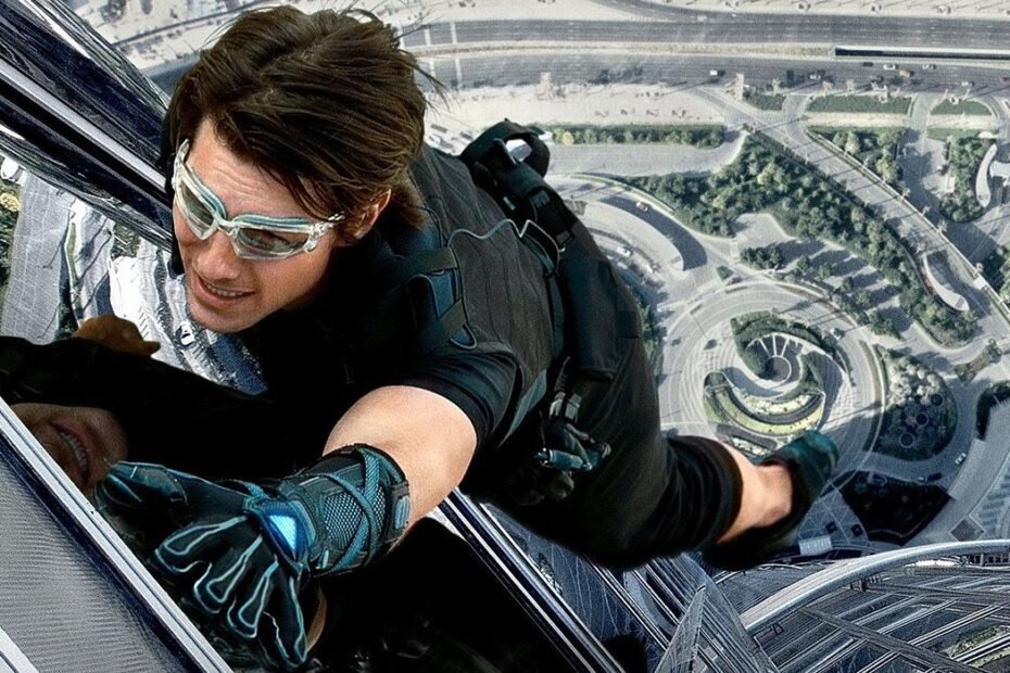 Tom Cruise desafia a gravidade em stunts de "Missão: Impossível"