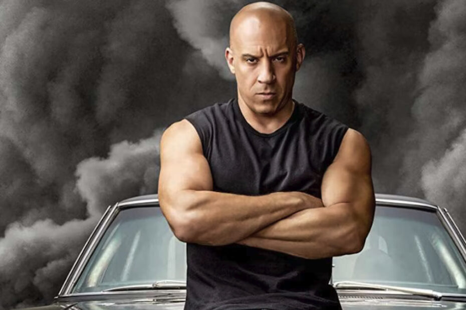 Vin Diesel está se preparando para um novo projeto empolgante: um filme baseado no famoso brinquedo Rock 'Em Sock 'Em Robots. O ator e produtor soltou recentemente uma prévia nas redes sociais, compartilhando uma imagem conceitual que mostra dois robôs de boxe, um verde e outro vermelho, acompanhada da frase "Sonhos de infância ganhando vida...". Essa divulgação é a primeira atualização significativa do projeto desde julho de 2023, quando a Mattel confirmou que o longa ainda estava em desenvolvimento. Vin Diesel Revela Novidades Sobre Sua Próxima Franquia Cinemática