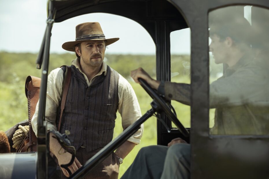 A terceira temporada da série "1923" continua a desbravar os desafios enfrentados pela família Dutton na Montana do início do século XX. No episódio intitulado "Wrap Thee In Terror", a narrativa se aprofunda em temas de luta, amor e sobrevivência, refletindo os dilemas enfrentados pelos personagens principais. Descanso em meio ao caos: a busca pela paz em 1923