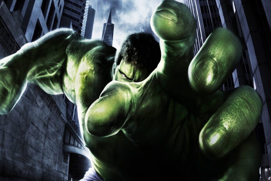 Ang Lee lançou o filme "Hulk" em 2003, e embora tenha dividido opiniões, é inegável que ele apresentou uma das cenas de transformação mais assustadoras já vistas. Na trama, vemos Bruce Banner, interpretado por Eric Bana, lidando com suas emoções reprimidas que, após um acidente com radiação gama, o transformam na criatura colossal que todos conhecemos. A Cena do Hulk que Até Hoje Assombra os Fãs da Marvel