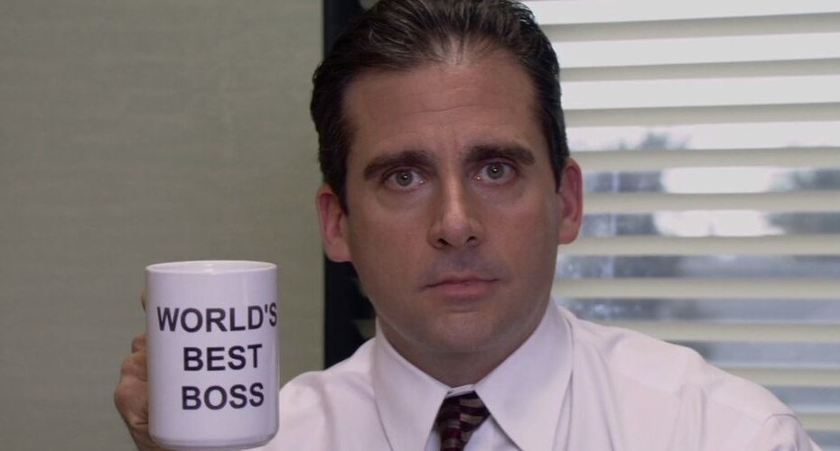 "The Office" é uma das comédias mais marcantes da televisão americana, e um episódio em particular, "Cocktails", se destaca por seu impacto emocional e humor excêntrico. Lançado na terceira temporada, no episódio 18, "Cocktails" é um verdadeiro exemplo da habilidade da série de misturar risos e desconforto, protagonizado por Steve Carell como Michael Scott. A verdadeira tensão em The Office: além de Scott's Tots