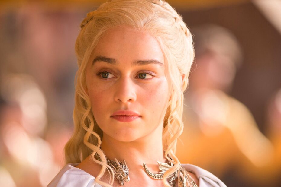 A escolha de Daario Naharis como vilão para uma possível nona temporada de Game of Thrones é uma ideia intrigante. A Vingança de Daario: Como a Morte de Daenerys Poderia Moldear a Nona Temporada de Game of Thrones