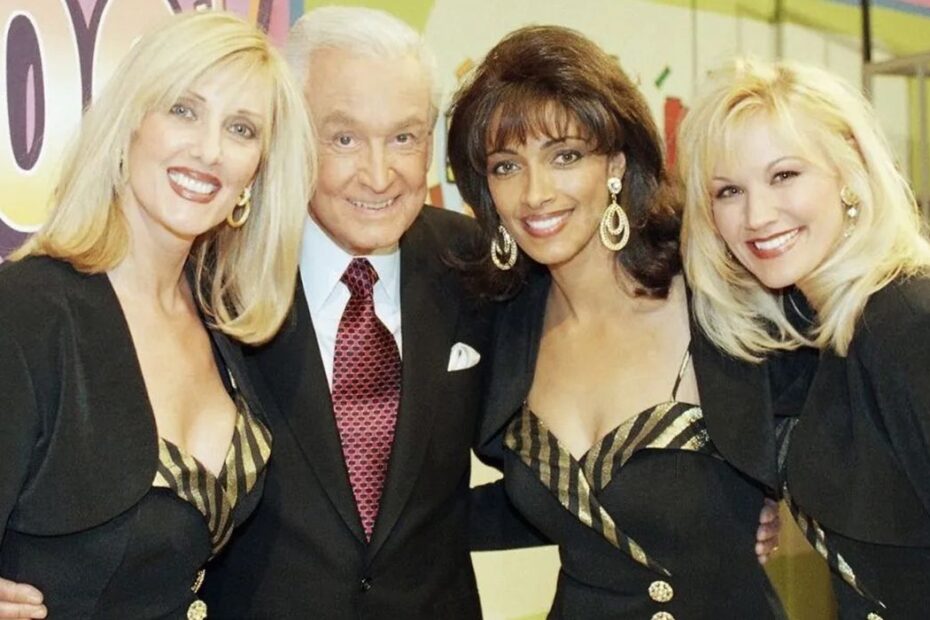 Janice Pennington, uma das modelos mais conhecidas do famoso programa de televisão "The Price Is Right", viu sua carreira mudar drasticamente devido a um acidente inesperado em 1988. Enquanto estava em gravação, ela foi atingida por uma câmera e caiu em direção à fila dos competidores, levando a uma lesão tão grave que a deixou inconsciente. Durante a remoção, os paramédicos precisaram de cerca de 45 minutos para transferi-la para a ambulância. O programa continuou a ser transmitido enquanto ela era levada ao hospital. "Acidentes e Retaliações: As Sombras de The Price Is Right"