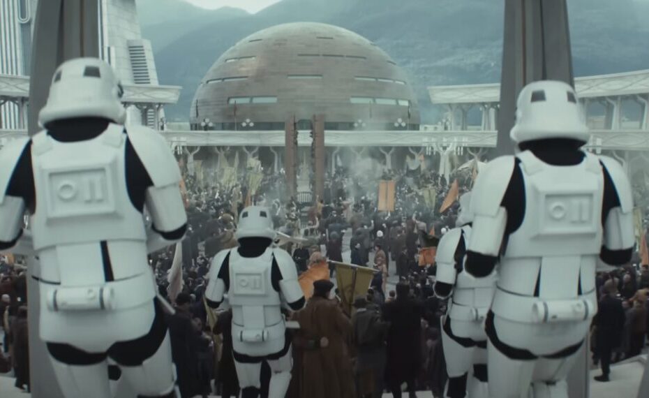 Andor, a série do universo Star Wars, está se preparando para lançar sua segunda temporada, prometendo trazer um novo planeta para as telas: Ghorman. Este corpo celeste, que não havia aparecido nas produções anteriores de Star Wars, começa a ganhar destaque na narrativa, especialmente em uma época em que o universo da série se aproxima dos eventos de Rogue One. Novo Planeta Ghorman em Andor: A Rebelião se Fortalece
